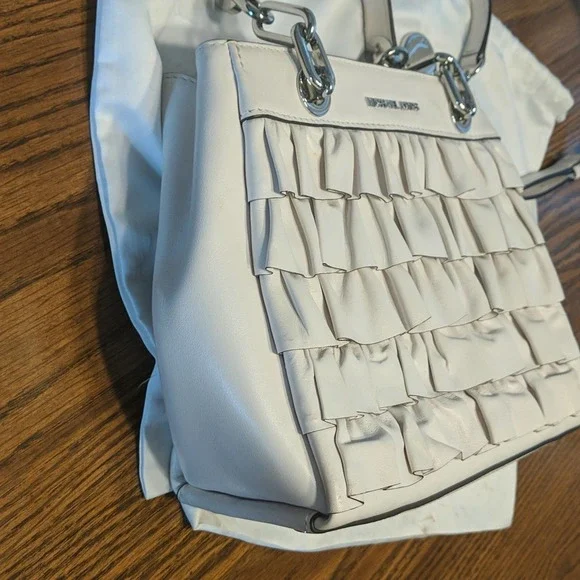 Michael Kors Cynthia Ruffled Leather Small Satchel White - Picture 10 of 16